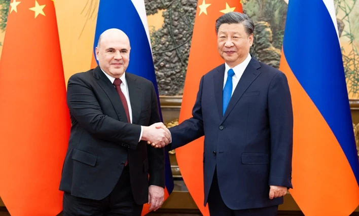 习近平会见俄罗斯总理米舒斯京