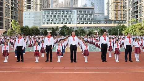 王宁王予波“六一”前夕看望慰问少年儿童创造良好环境让孩子们健康快乐成长