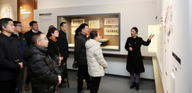 省委省直机关工委理论学习中心组开展2025年第三次集中学习
