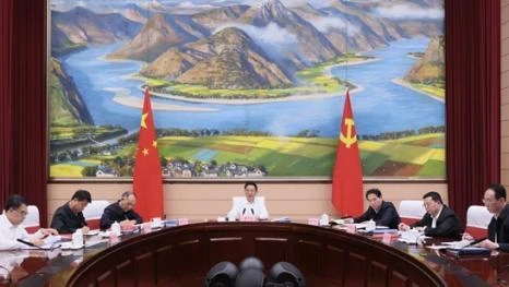 省政府党组会议常务会议强调担当作为扎实推动高质量发展 践行正确政绩观办好民生实事王予波主持