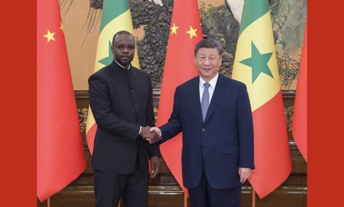 习近平会见塞内加尔总理松科