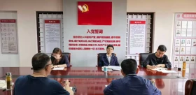 省委省直机关工委离退休党支部认真组织开展“学党建思想、学回信精神，建强党支部助力改革发展”主题党日活动