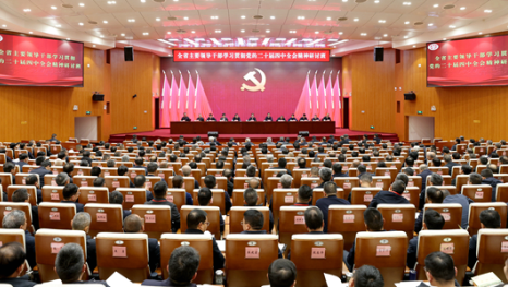 全省主要领导干部学习贯彻党的二十届四中全会精神研讨班在昆开班夯实基础 全面发力实现“3815”战略“八年大发展”目标王宁作开班动员 王予波主持 刘洪建刘晓凯出席