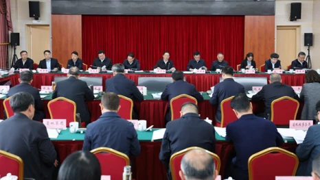 省政府昆明高质量发展现场会强调一马当先当好全省高质量发展排头兵真抓实干推动“十五五”开好局起好步王予波主持 刘洪建出席