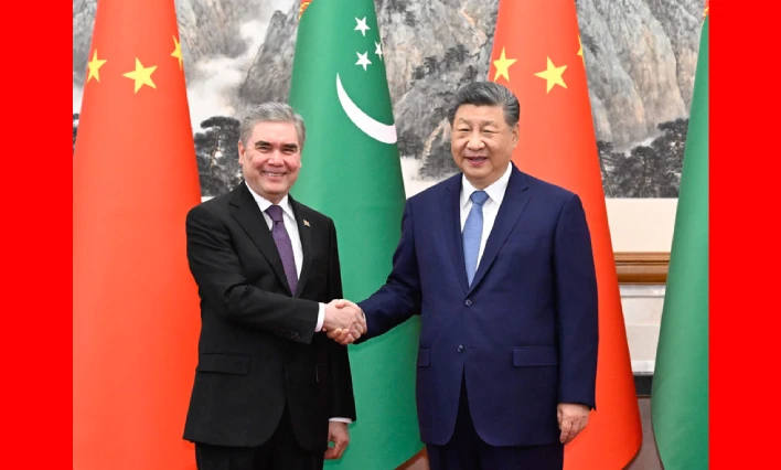 习近平会见土库曼斯坦民族领袖、人民委员会主席别尔德穆哈梅多夫