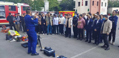 省政协委员活动中心到昆明市西山区滇池路消防救援站开展消防安全及应急疏散演练培训