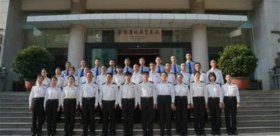 昆明海关团委、昆明海关缉私局团委组织团员青年联合开展反腐倡廉警示教育