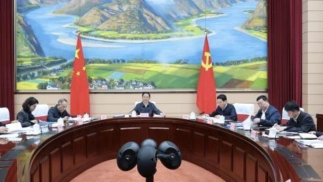 省政府召开第74次常务会议总结一季度经济运行，部署二季度经济工作；研究产业协作园区建设、水利投融资改革等王予波主持