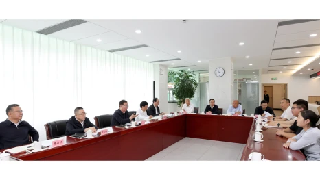 王宁在省信访局接访并调研信访工作时强调深入贯彻落实新时代党的群众路线 以正确政绩观为民办实事解难题