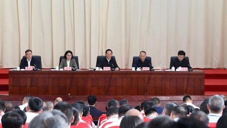 王予波在全省现场会上强调深入实施“千万工程+”行动 全域建好美丽家园 长久惠及各族群众